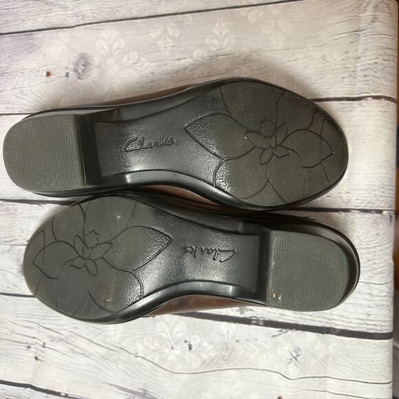 Clarks Partridge Brown Leather Slip-On Block Heel Comfort Loafers 89488 Sz 7.5 - Picture 8 of 10